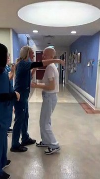 Dans un long message, Caroline Receveur, atteinte d’un cancer du sein, annonce avoir fini sa chimiothérapie: J’ai traversé les montagnes russes, j’ai pleuré, j’ai douté, j’ai eu peur - VIDEO