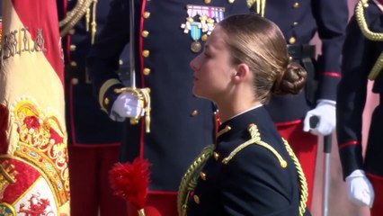 La reina Letizia sorprende a todos 'rapeando' en un acto y explica el motivo: "¿A qué os suena esto?"