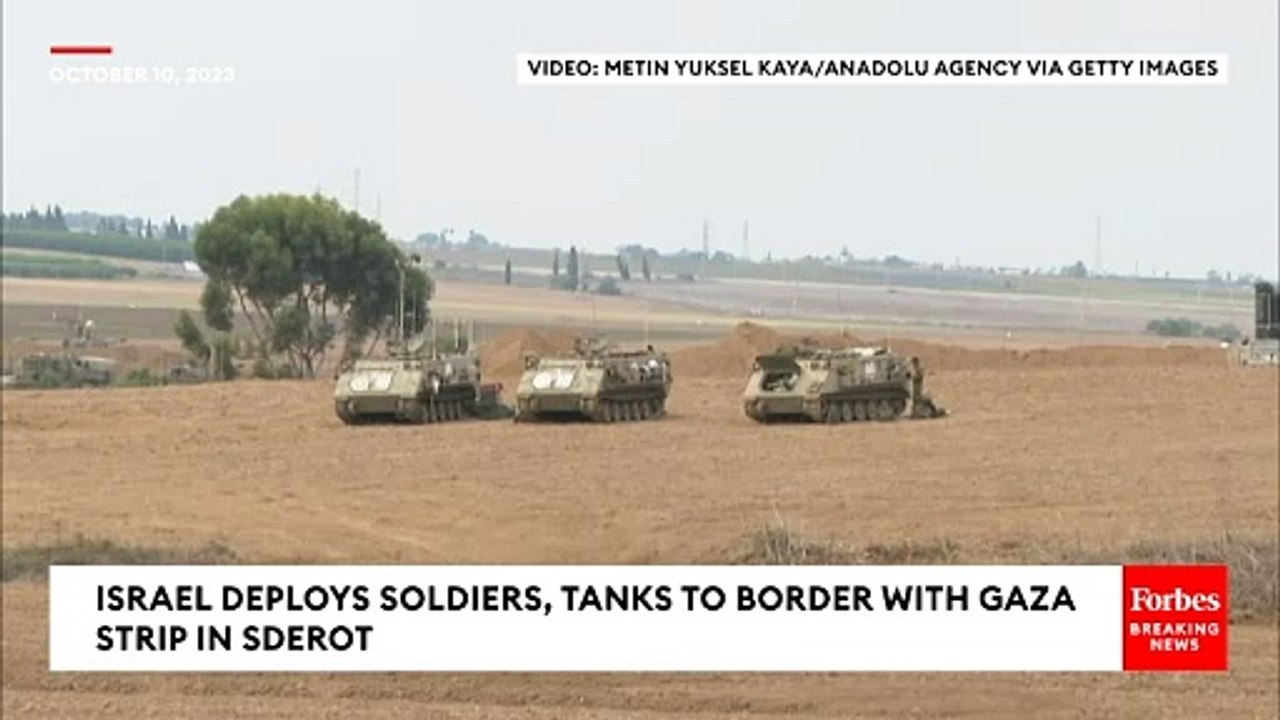 Israeli Tanks Fire Into Gaza Strip From Sderot In Response To Hamas Attack