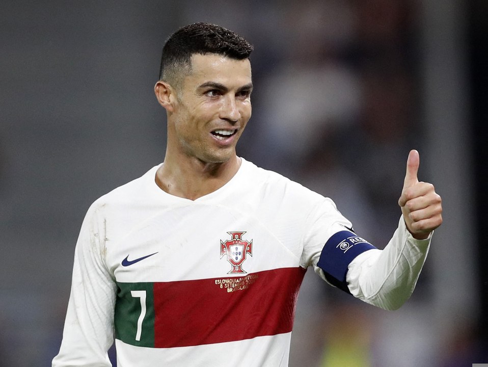 منتخب البرتغال يستهل تدريباته استعداداً لتصفيات أوروبا