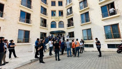 İzinsiz yapıldığı gerekçesiyle yıkılmasına karar verilen ‘Ucube’ otelin yıkımında gerginlik yaşandı