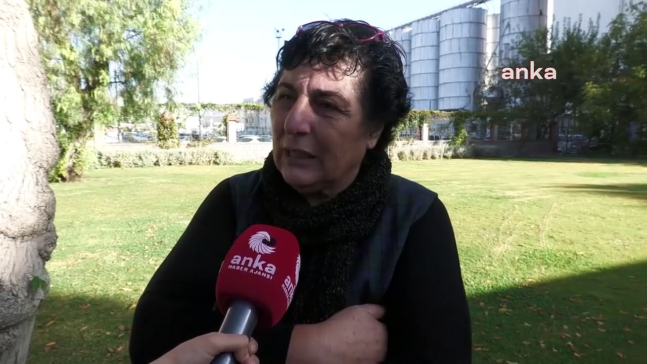 Réaction des retraités d'Izmir au jackpot de 5 000 lires : Je porterai ma camisole de force, je porterai mon entonnoir, je dirai que je deviens fou. Recevez l'aumône...