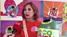 Ágatha Ruiz de la Prada tiende la mano a Carmen Lomana tras el asalto en su casa