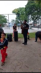 ☆Evangelismo na Praça do "Vai e volta" ☆Missão Day☆ (1°Parte)