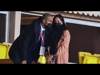 Tony Parker complice avec sa chérie Alizé Lim au stade pour la victoire de l'OL