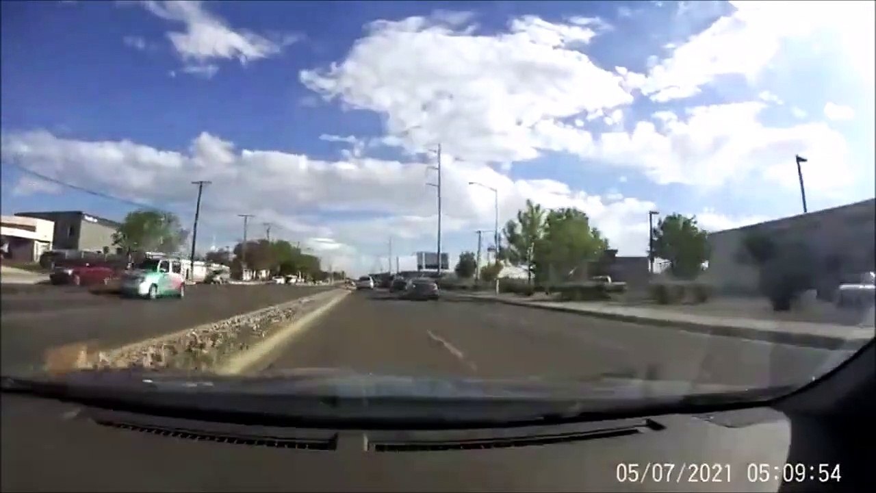 Quand tu croises un pneu de camion... bon karma