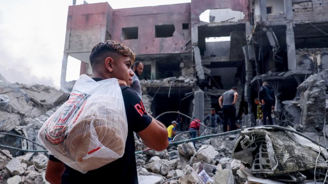 « On a peur de tout » : à Gaza, deux Palestiniens racontent leur quotidien sous les bombes