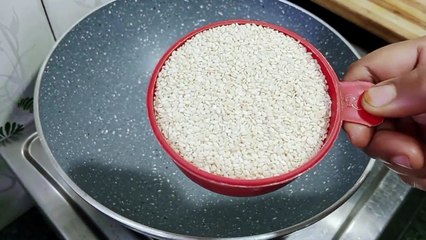 बिना दूध ,खोया ,मावा सिर्फ तिल से बनाए तिल का मिल्क केक _  Winter special Till milk cake recipe