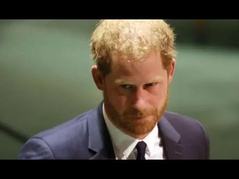 Famiglia reale LIVE: il libro di memorie di Harry la più grande minaccia per i reali poiché il lib