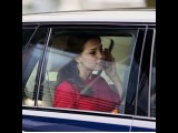 PHOTOS – Kate Middleton, Charlene de Monaco… Quand les stars du gotha craquent en...