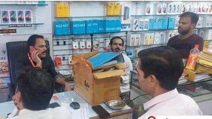 उज्जैन: स्टेट GST विभाग का गोल्डन मोबाइल पर छापा, क्षेत्र में मचा हड़कंप