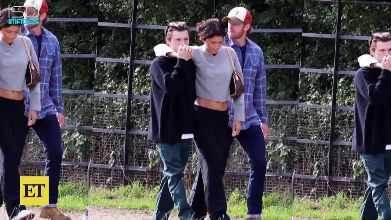 Tom Holland Kisses Zendaya's Hand During London Outing - video Dailymotion