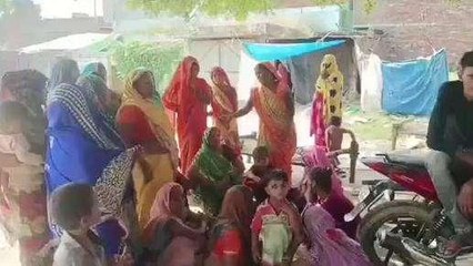 फर्रूखाबाद: अस्पताल अधीक्षक व गुर्गों पर वृद्ध की मारपीट कर हत्या का आरोप, दी तहरीर