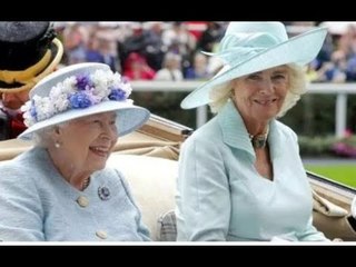 La regina fece a Camilla un "meraviglioso" regalo di nozze che alla fine fu restituito a Windsor