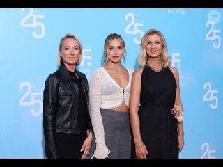 "Les histoires de famille en dehors" : Alexandra Lamy obligée de passer un pacte avec sa fille et