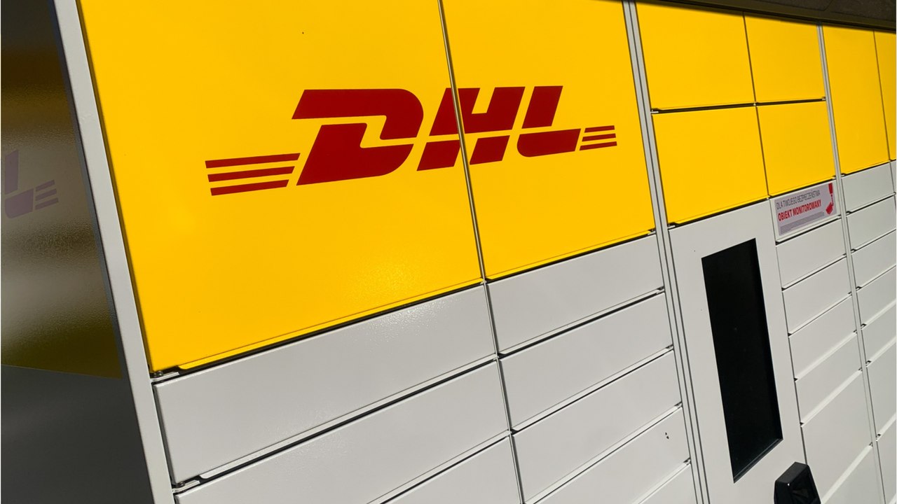 DHL setzt auf Briefmarken- und Paket-Automaten