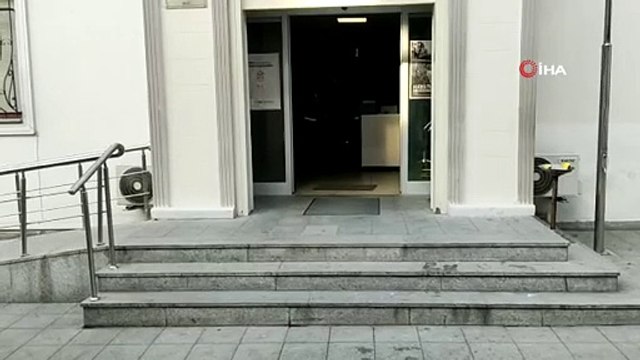 Bağcılar'da annesini öldürüp kafasını keserek sokağa atan gencin yargılanması devam ediyor