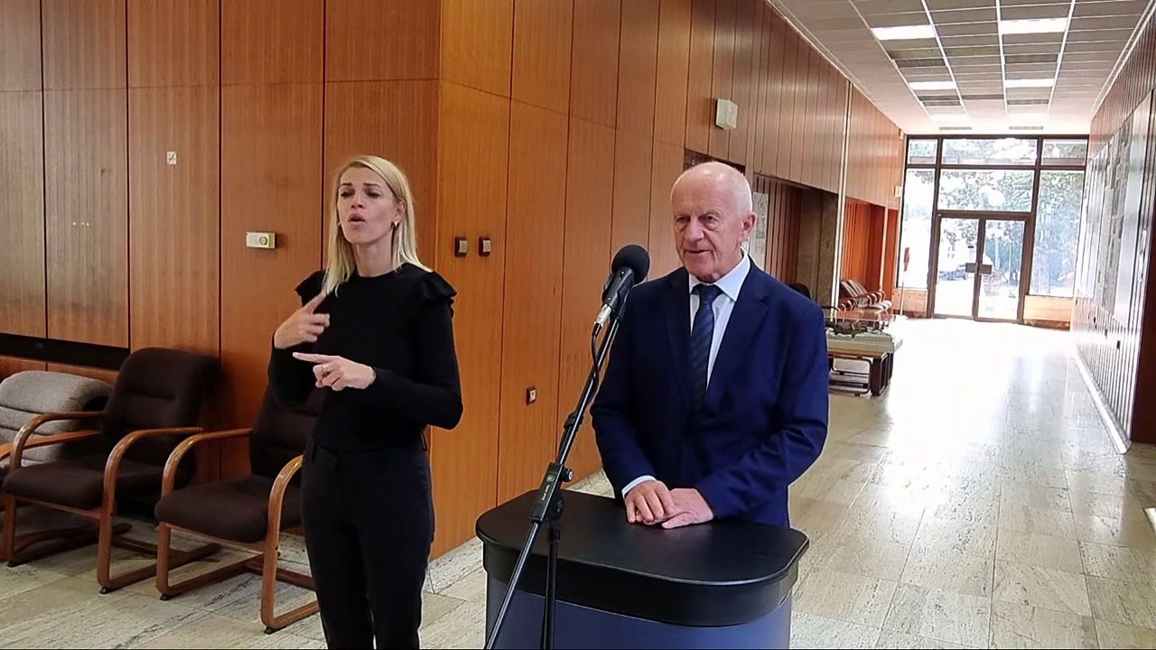 ZÁZNAM: Brífing ministra pôdohospodárstva J. Bíreša
