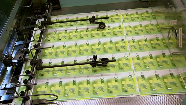 España reducirá el déficit por debajo del 3% en 2024, según el FMI