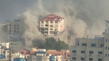 غارات إسرائيلية عنيفة على قطاع #غزة الآن  #العربية