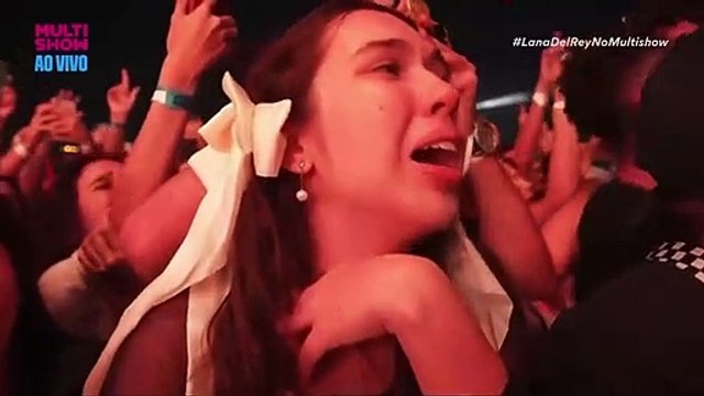 Lana Del Rey interprète Young and Beautiful en live (2023)