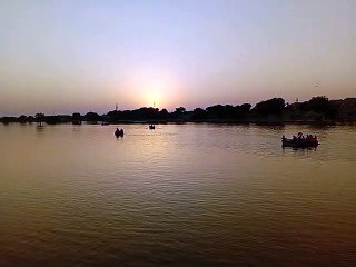 Watch Video: ऐतिहासिक और कलात्मक गड़ीसर सरोवर पर सुकून के पल