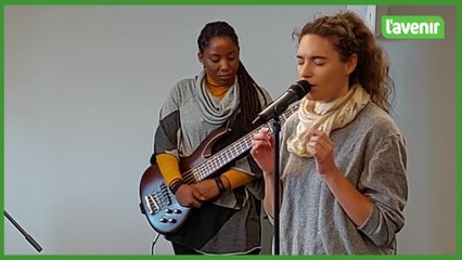 Iris Munos chante Brel à Incourt