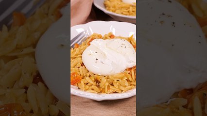 Download Video: Le risotto d’orzo aux tomates cerises confites et burrata bien crémeuse 