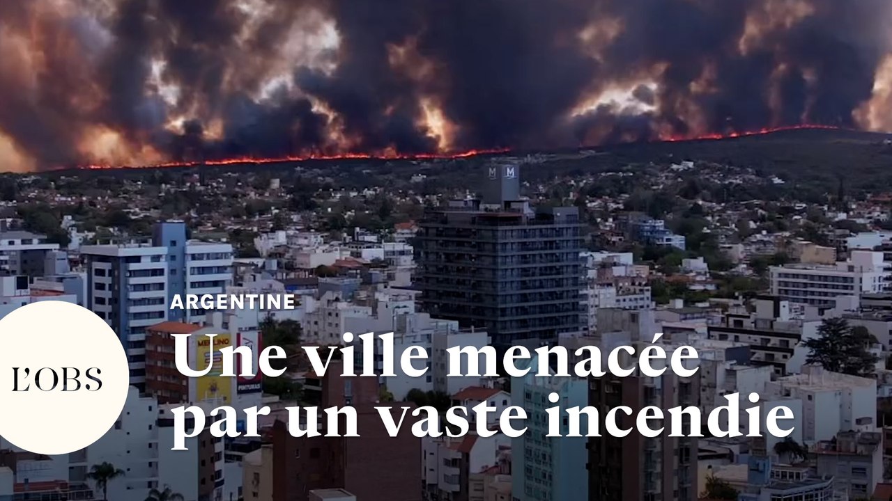 Un incendie de forêt aux portes d'une ville en Argentine