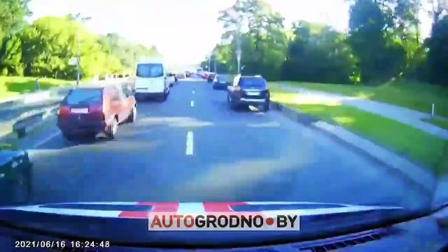 Suivez cette ambulance qui se faufile dans les bouchons pendant une intervention d'urgence