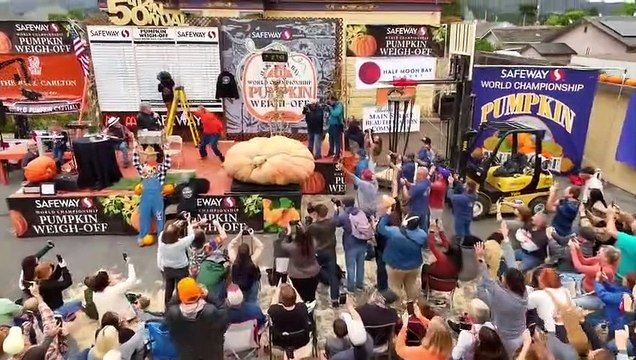 US_ At 1.2 tonnes, this could be the heaviest pumpkin ever seen (1)