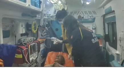 Şişli'de 5 Katlı Binada Yangın Çıktı, Bir Kişi Kurtarıldı