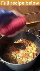 Minced beef and vegetable pies #shorts