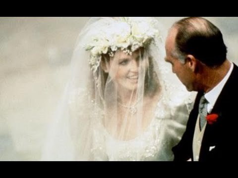 I Queen hanno lasciato che Sarah Ferguson tenesse il diadema nuziale, ma hanno fatto restituire a Ka