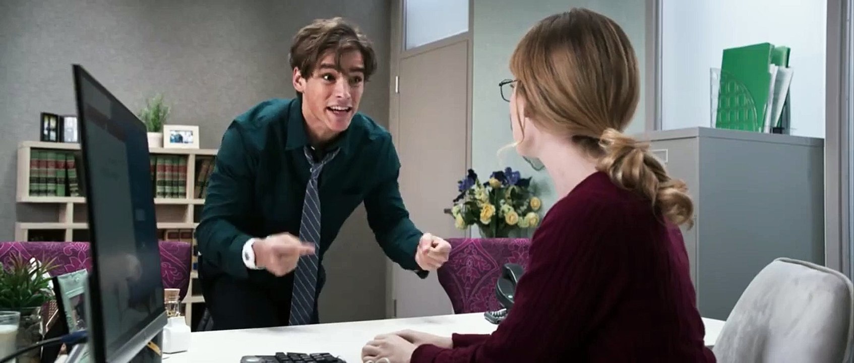 Office Uprising Bande-annonce (UK) - Vidéo Dailymotion