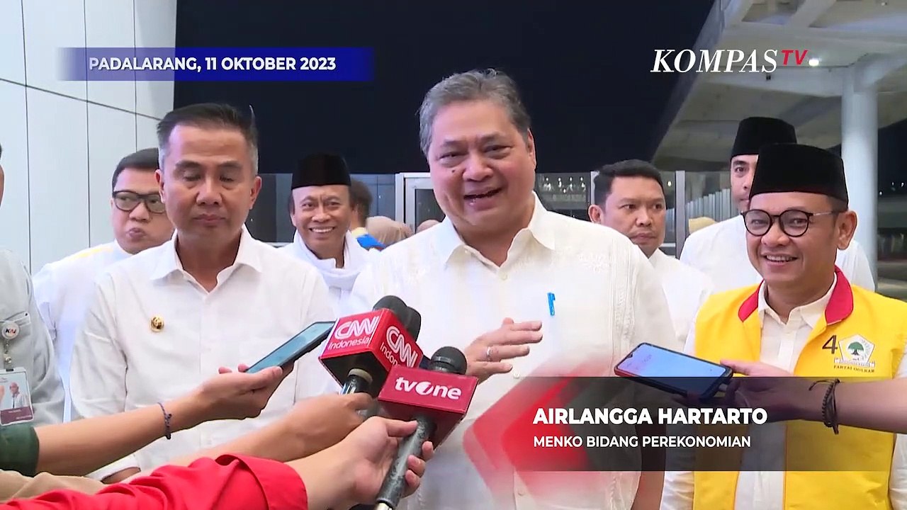 Komentar Airlangga Pertama Kali Coba Kereta Cepat Whoosh