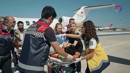 Beril Pozam ve Ersin Arıcı sevgili mi? Yalı Çapkını Suna ve Abidin gerçekte sevgili mi?