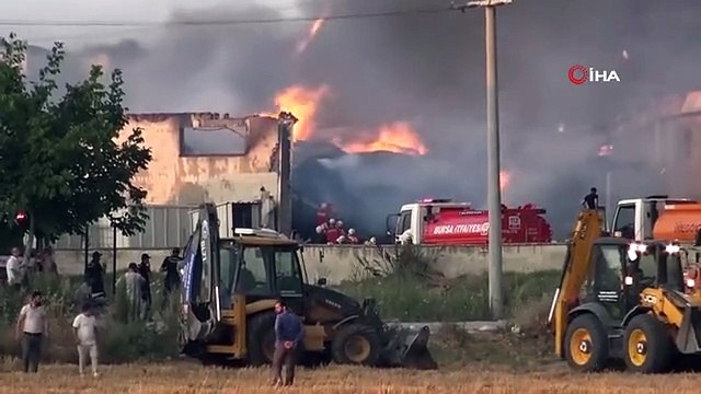 Bursa Büyükşehir Belediyesi İtfaiye Daire Başkanlığı Eylül Ayında 2 Bin 184 Yangına Müdahale Etti