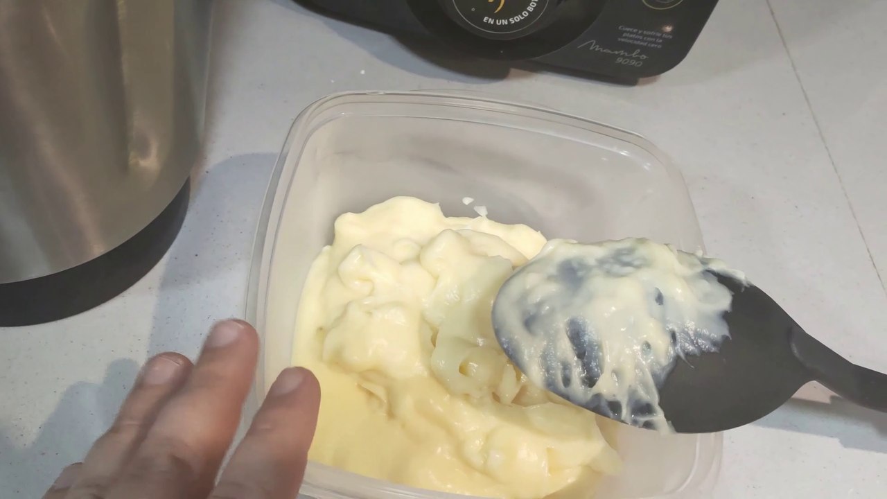 CREMA PASTELERA CON ROBOT MAMBO DE CECOTEC - RECETA PASO A PASO