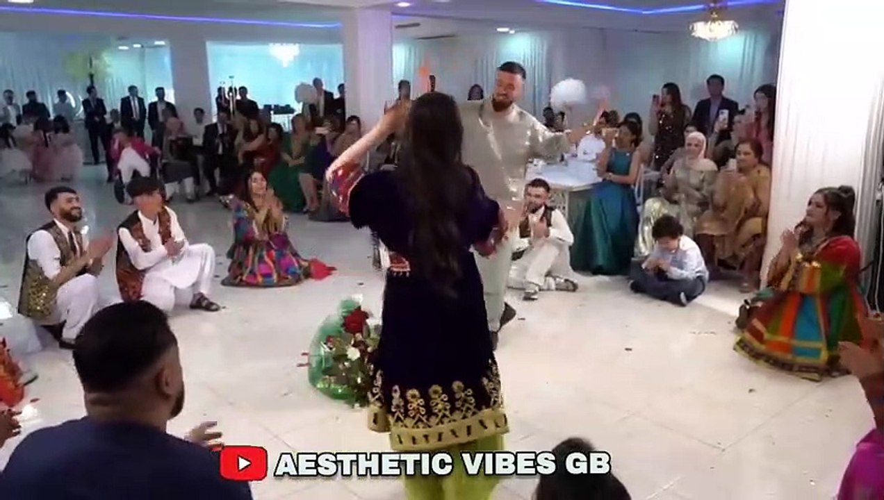 Aday_Nay_Bo_Sho_Jan_-_New_Gilgiti_Song___Viral_Afghani_Girl_Dance_and_Shina_Song(480p)