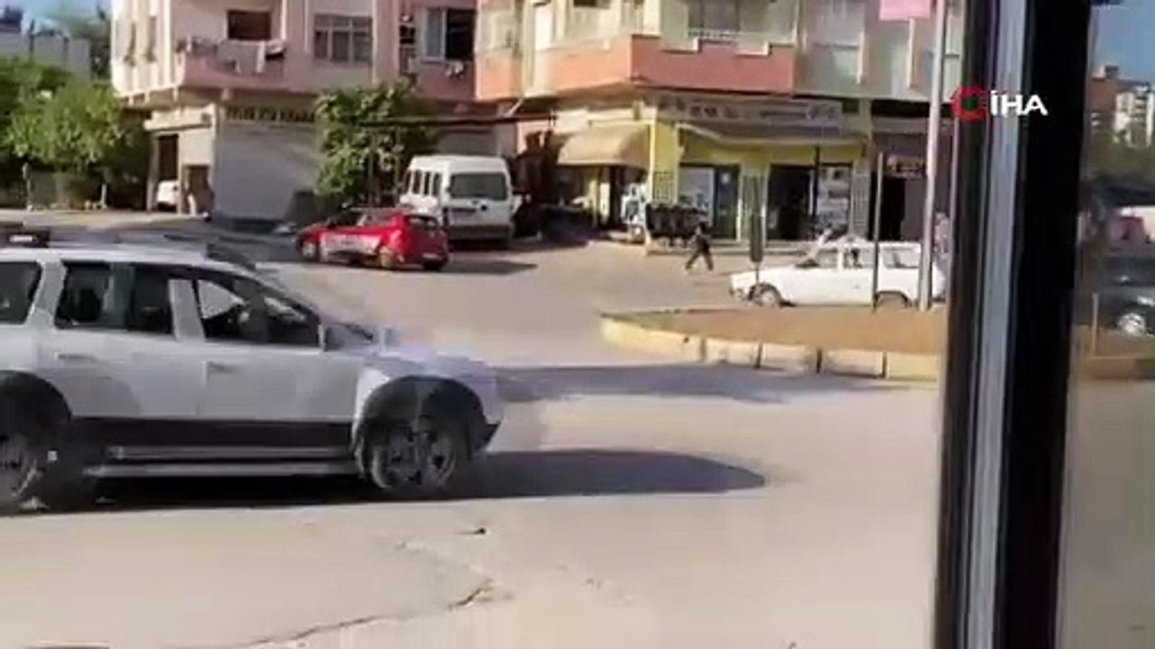 Trafikte çocuğu çekme halatı diye kullandılar