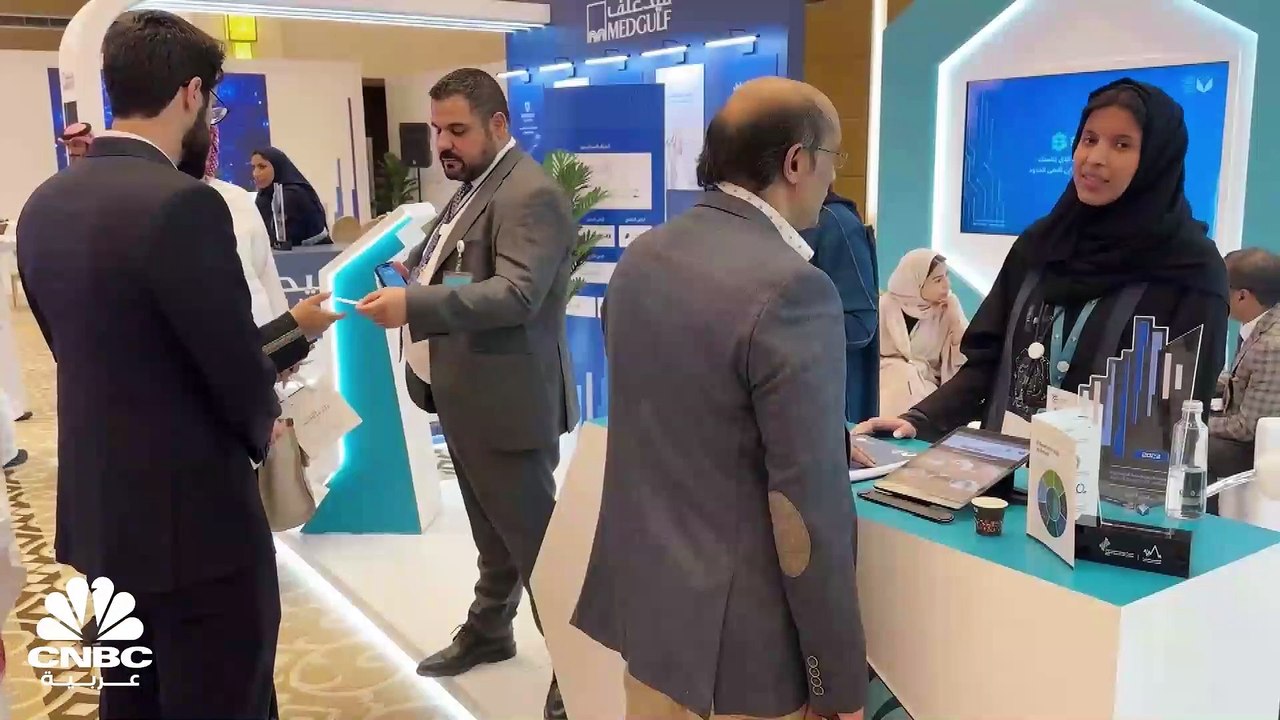 السعودية.. خطط لتطوير القطاع المالي ومواكبة الت...