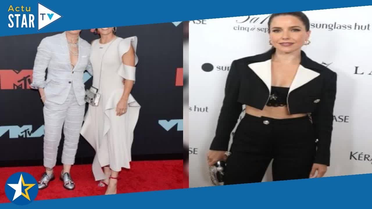 Sophia Bush Les Frères Scott  deux mois après son divorce, elle officialise son couple avec une j