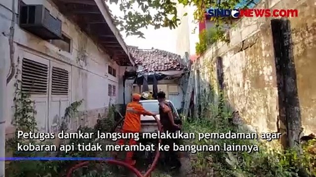Belasan Mobil Pemadam Kebakaran Dikerahkan dalam Kebakaran Rumah di Setiabudi, Jakarta Selatan