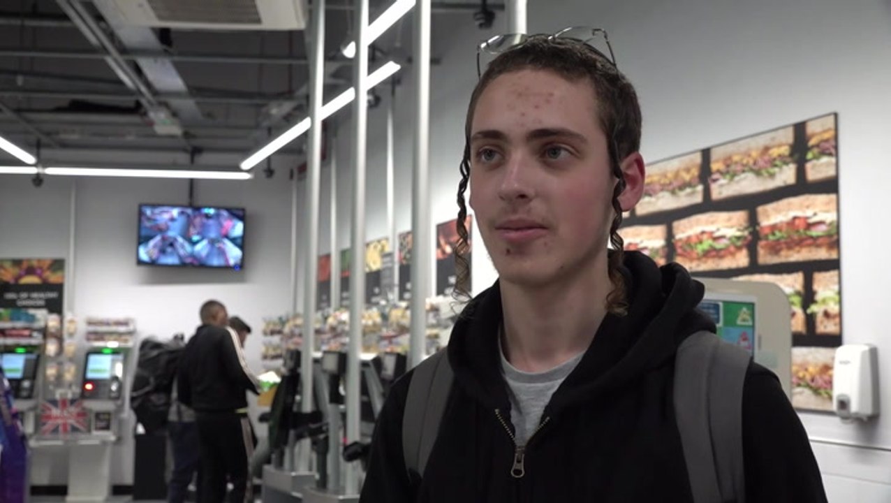 Passengers arriving in UK from Israel describe moment Hamas rockets started landing