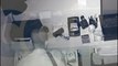 Câmera registra a ação de bandido em restaurante no Centro
