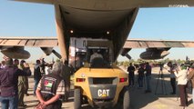 شاهد: الأردن يرسل طائرة مساعدات إلى غزة عبر معبر رفح