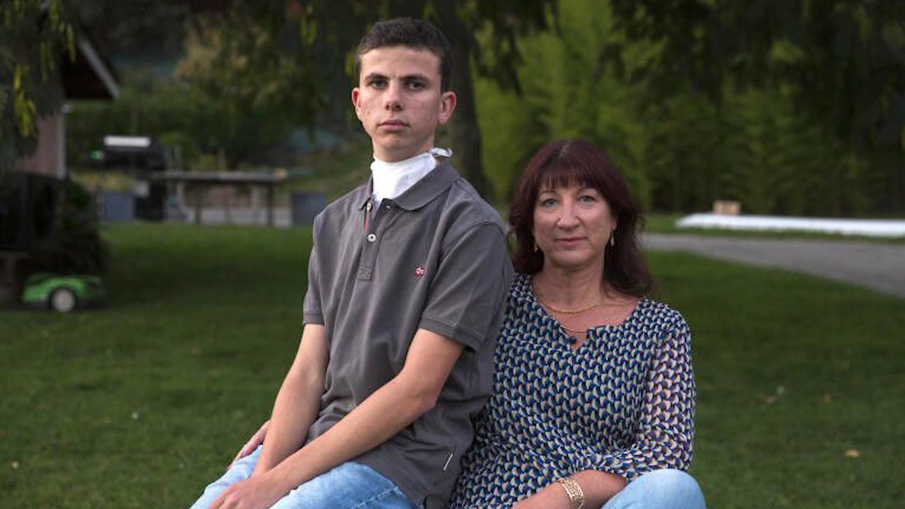 L'histoire de Théo, 16 ans, opéré à 54 reprises après une intoxication au glyphosate