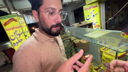 21 hour drive ki Swat to Karachi _ Saba bolti meri tang tootne wali