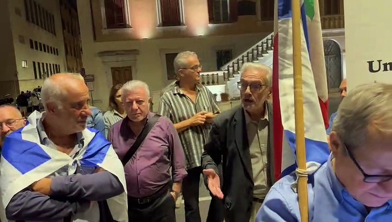 "Non vogliamo una donna al posto del sindaco". Camici: "Pretendo rispetto, siamo tutti uguali" (Video Novi)